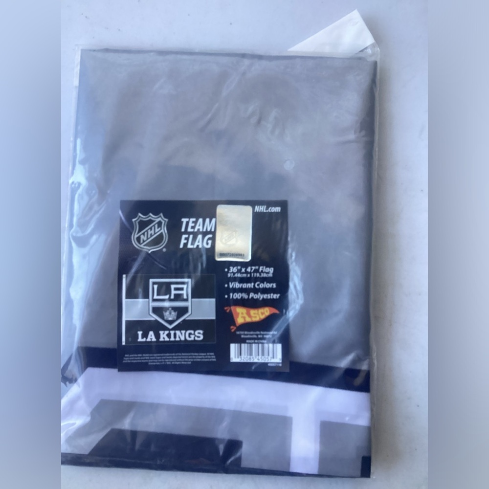 NHL LA Kings Team Flag 36” x 47”